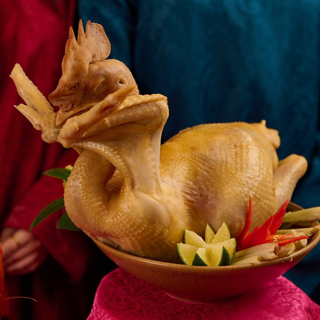 Gà luộc lá chanh